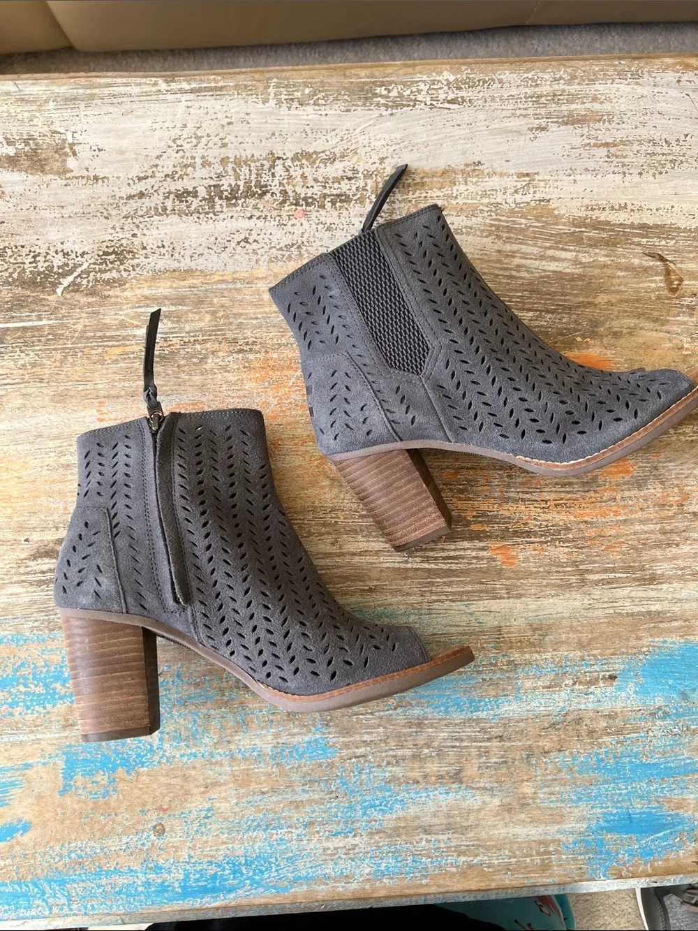TOMS FORGED IRON SUEDE MAJORCA PEEP TOE BOOTIES GREY PERFORATED LEAF Size 9